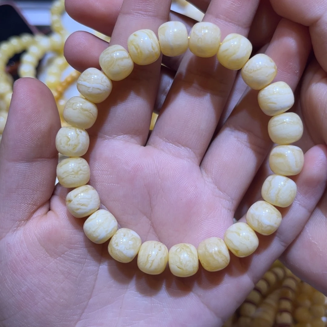 未镶嵌琥珀珠宝奇石