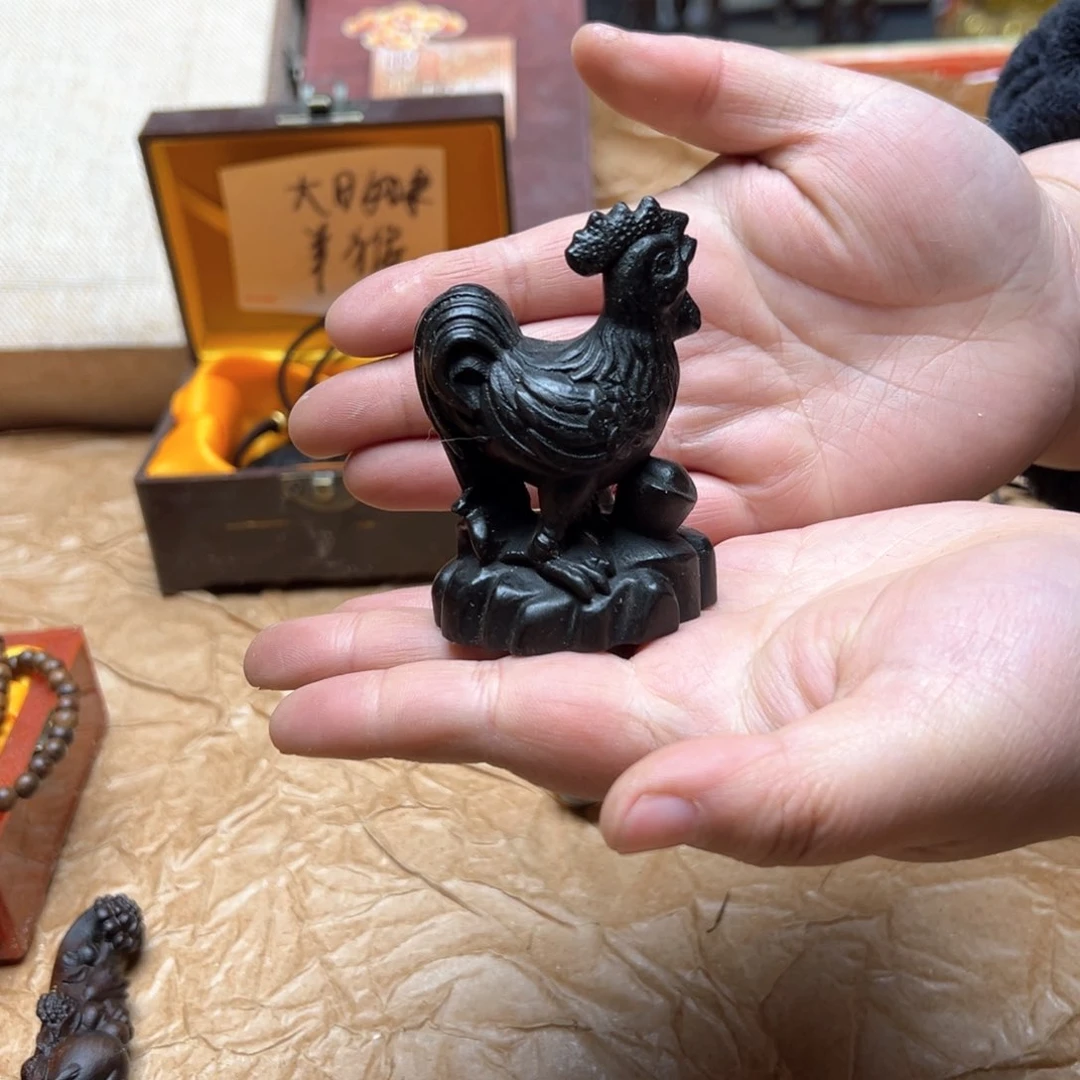 大叶紫檀（黑酸枝木类）