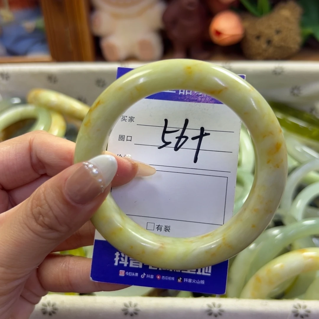 未镶嵌蛇纹石玉手镯54