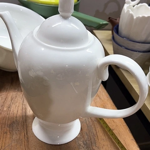 微瑕，不能明火，水壶1.4L