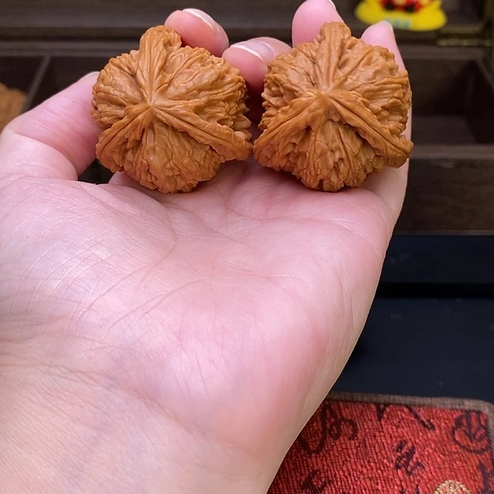 z***y把件文玩核桃白奔