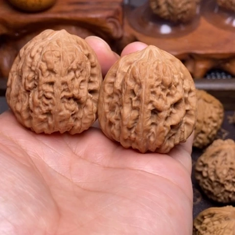 文玩核桃把件平谷凹底39