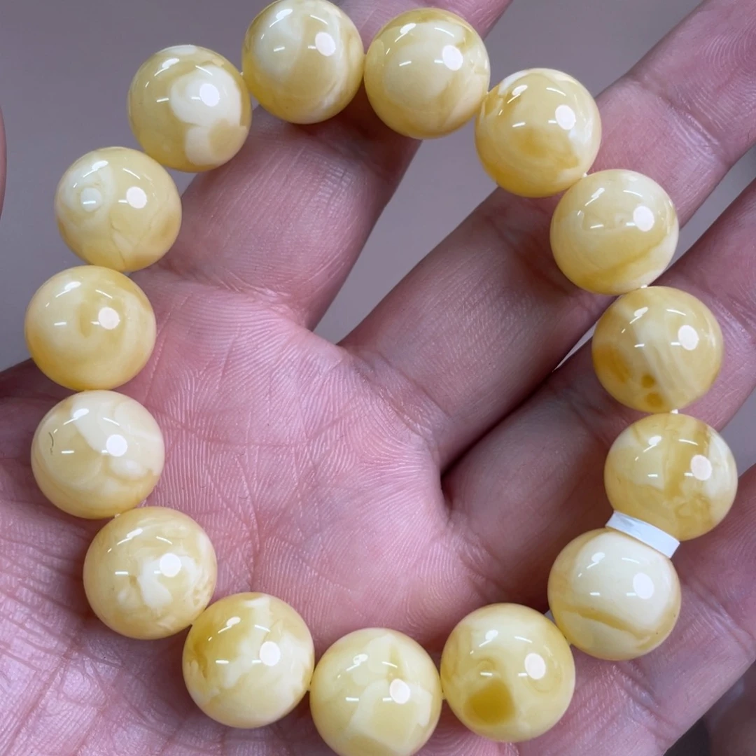 琥珀裸石未镶嵌025000000000