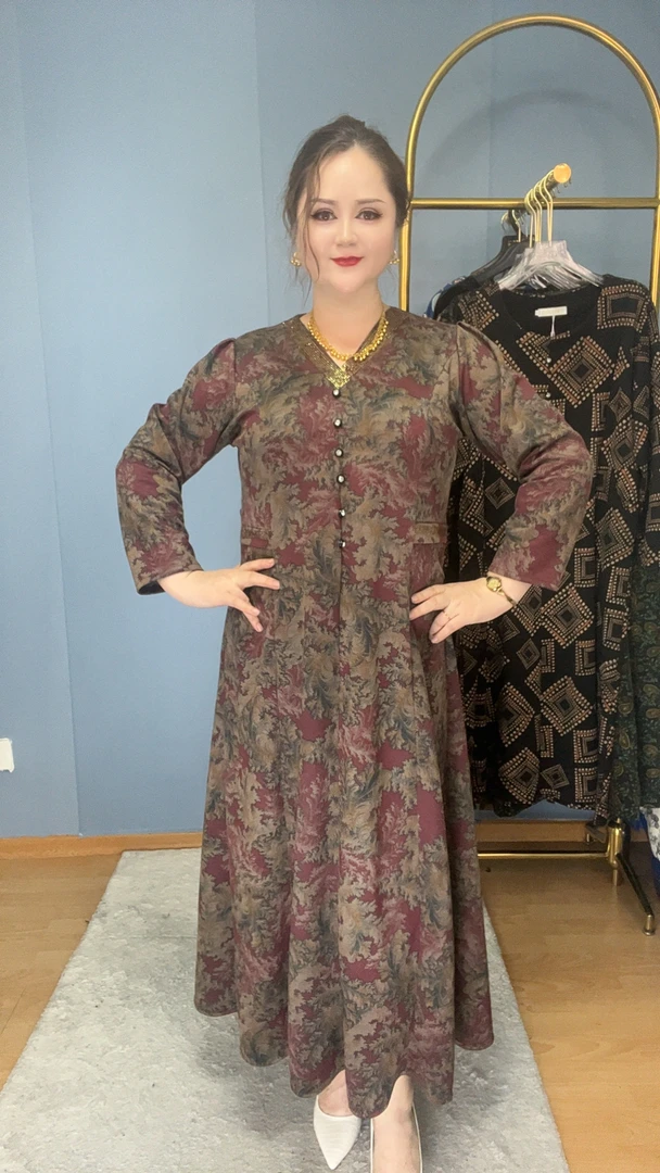 中国风长裙纽扣轻奢风中老年女装风衣重磅网红中长款妈妈装气质