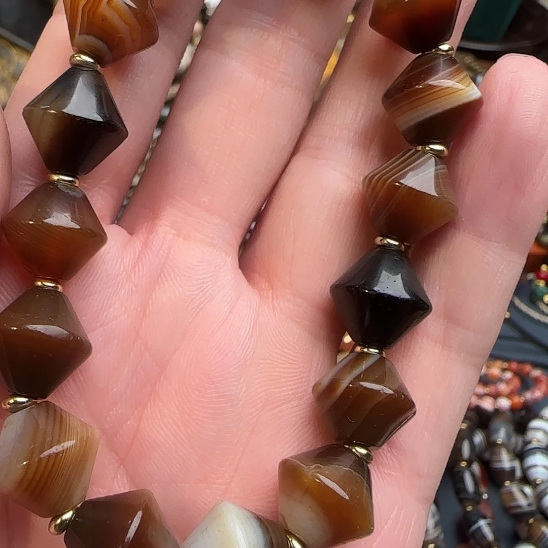 娇***女玻璃颈饰嘎d大个河东河东的河东基督教