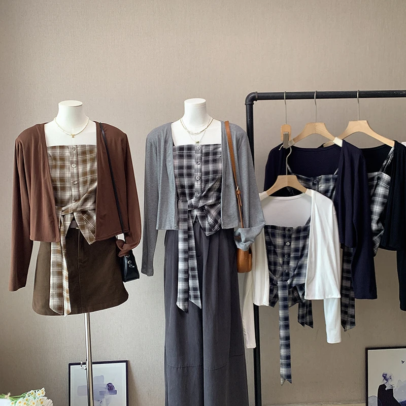 2025秋季新款韩版时尚休闲两件套女格子吊带+长袖罩衫