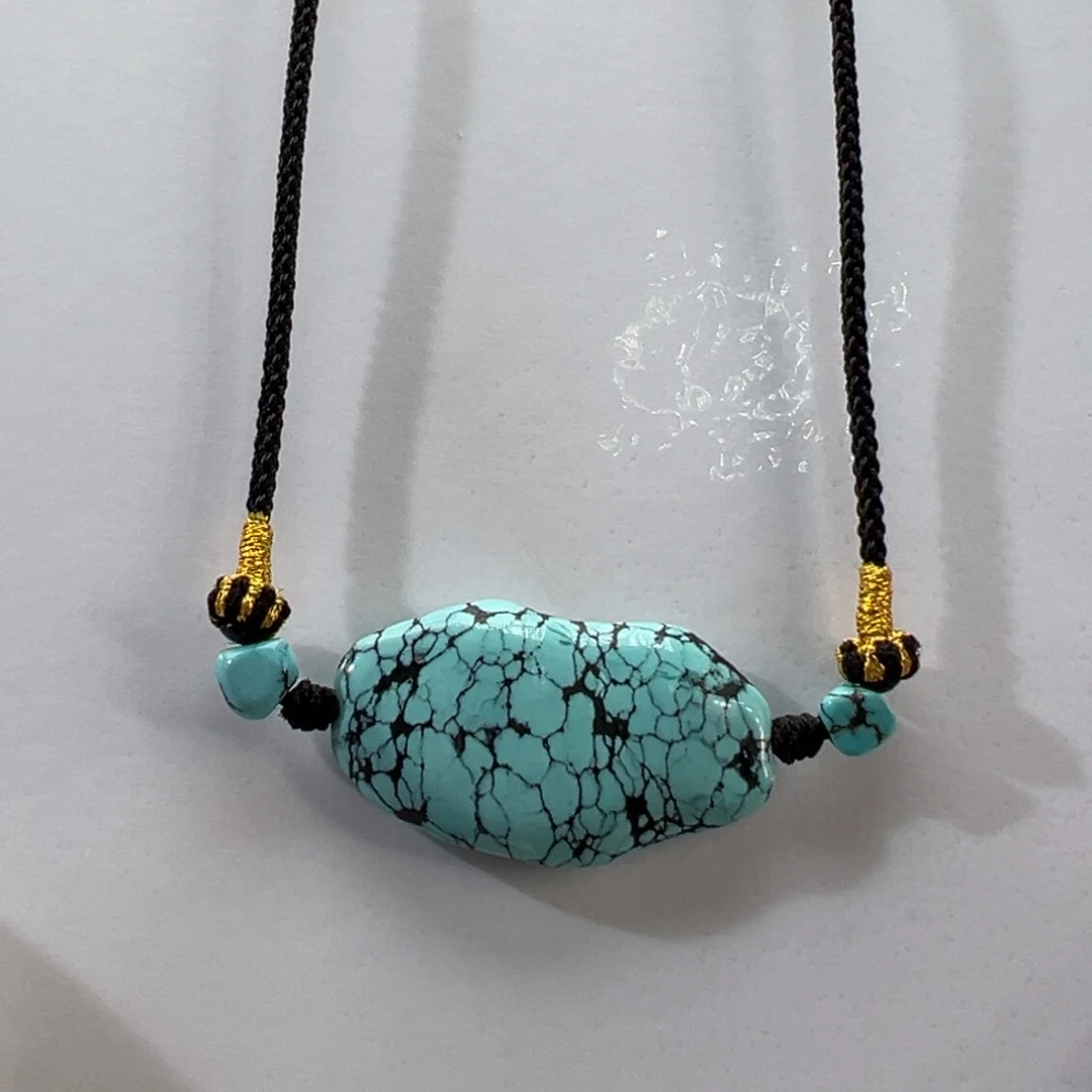 绿松石未镶嵌挂件