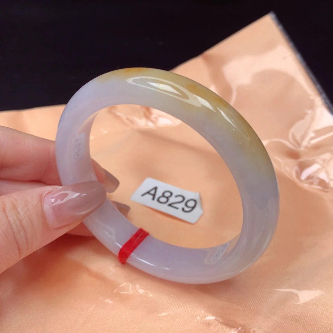 翡翠手镯未镶嵌手镯57