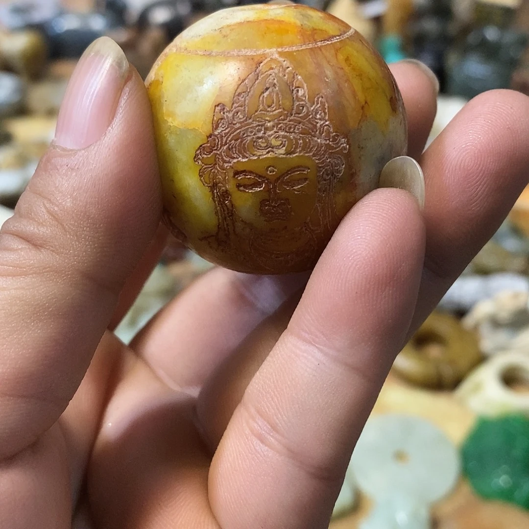 和田玉（糖玉）未镶嵌挂件