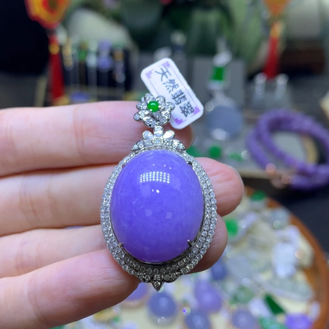 翡翠18K金镶嵌颈饰翡翠吊坠项链