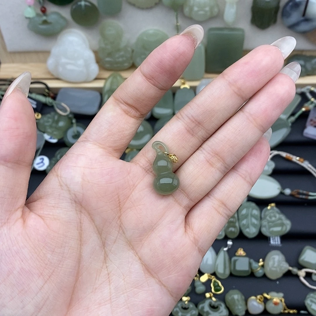和田玉18K金镶嵌吊坠(不含链)