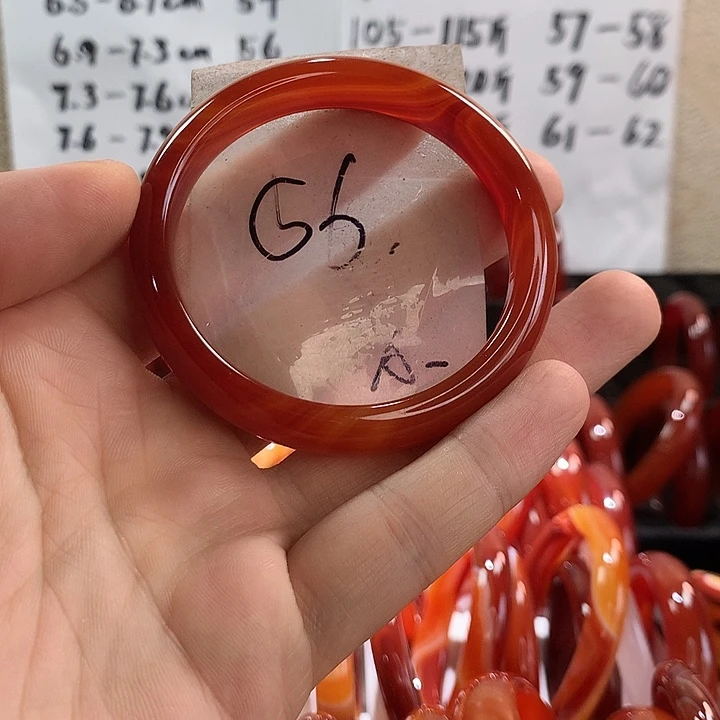 玛瑙/玉髓手镯未镶嵌