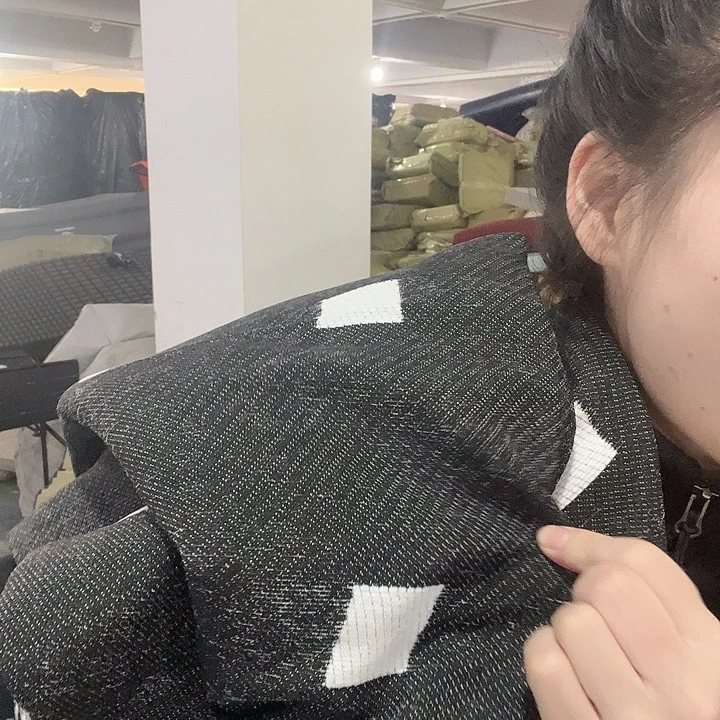 盖布。135*180。微瑕1号