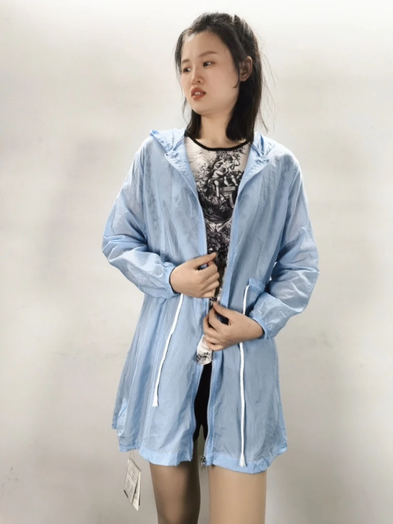 W059  大防晒衣120斤可穿  默认微瑕 无运费险 接受不了勿拍