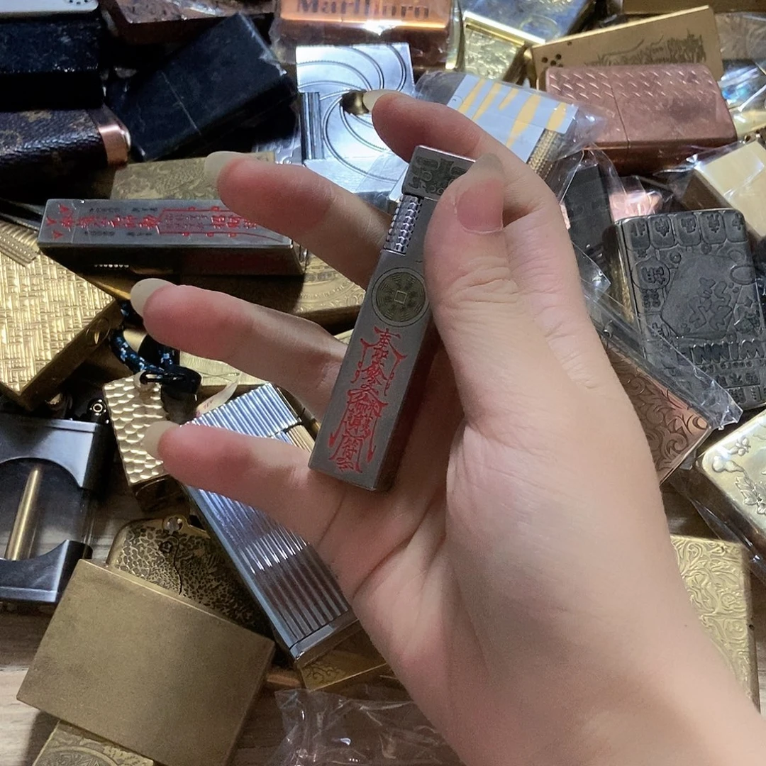 铜捡漏直播间福利打火机