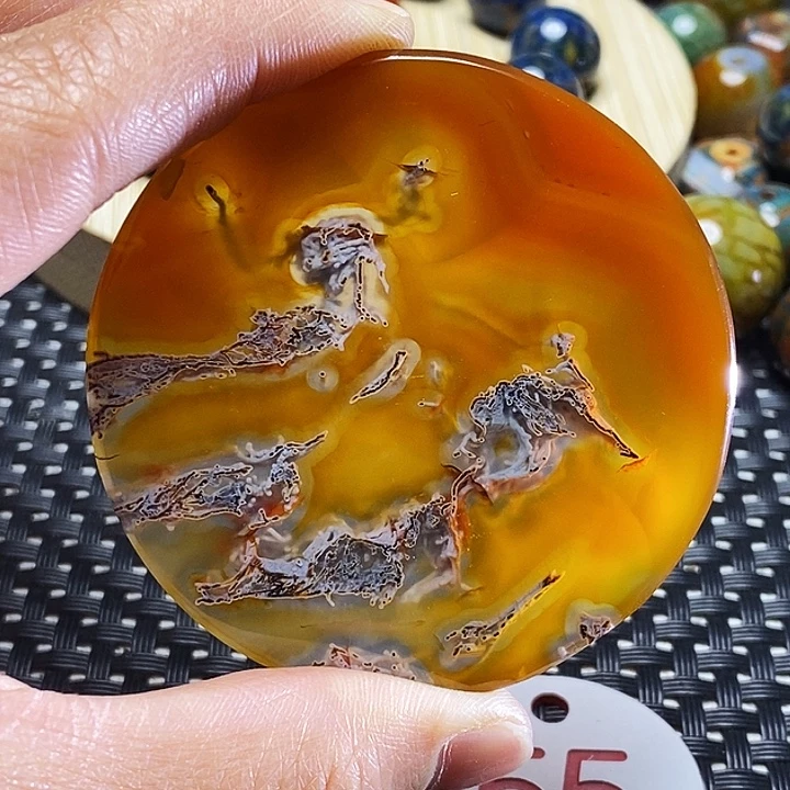 晨***门玛瑙/玉髓未镶嵌颈饰