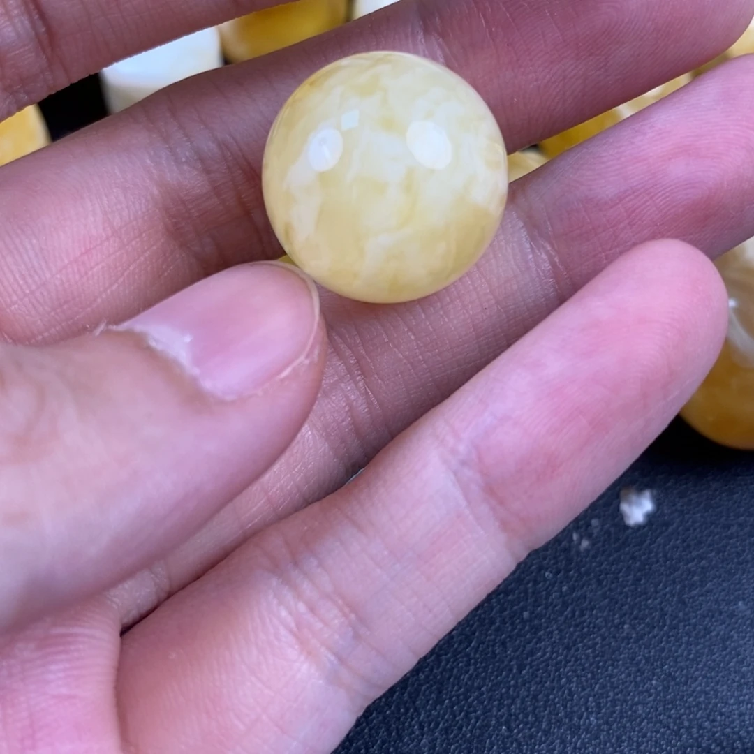琥珀未镶嵌裸石虎皮48