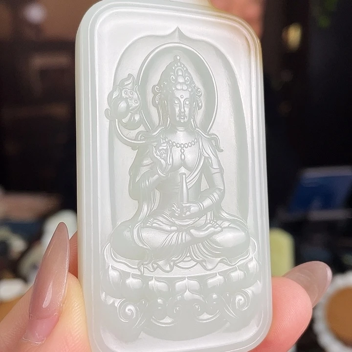 和田玉未镶嵌颈饰定制发货