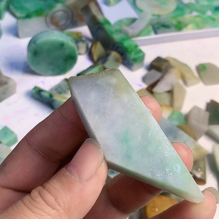 翡翠散珠天然翡翠A货挂件