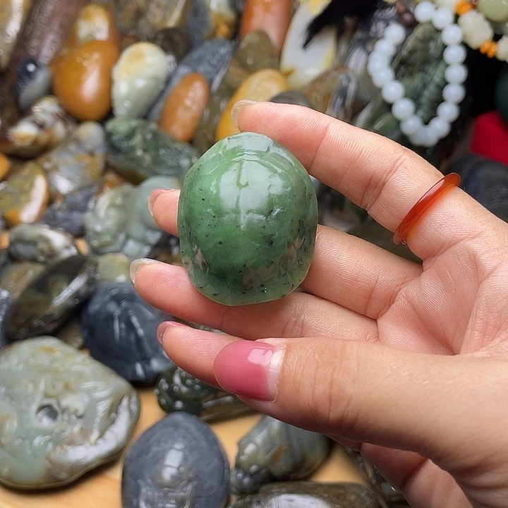 未镶嵌和田玉挂件