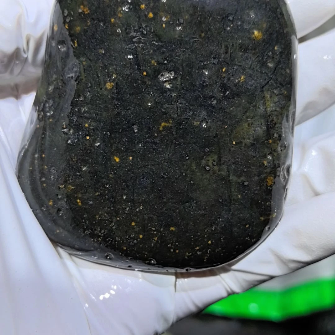 一***，藏玉药王石原石一个