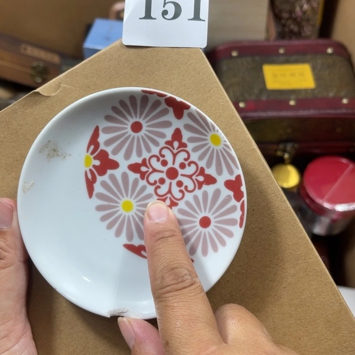 回流瓷器瓷器碎片151