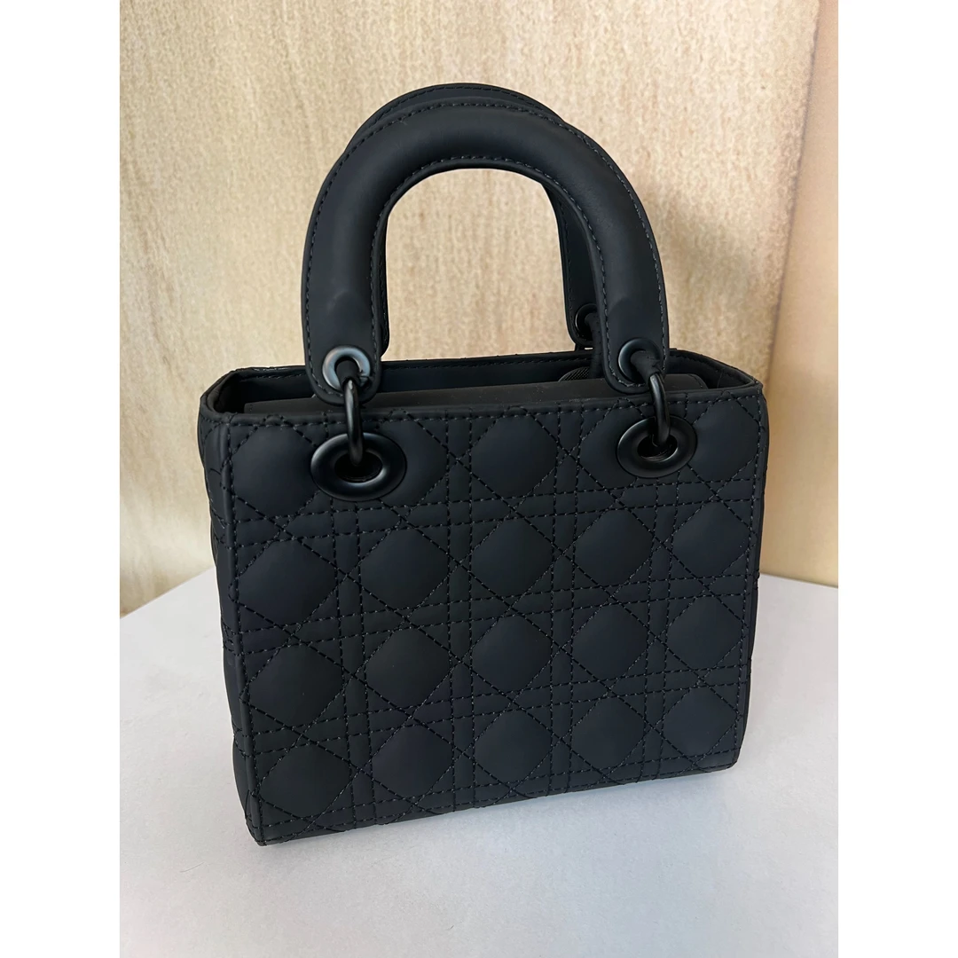 TOLEX2025新款手工时尚百搭女包四格磨砂黑色