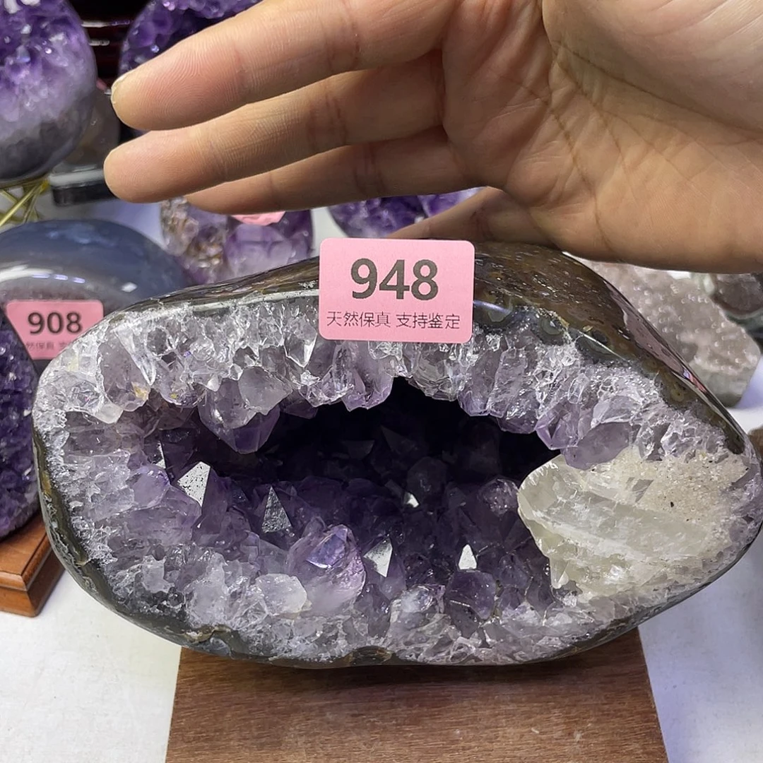 紫晶未镶嵌大型摆件（非配饰）