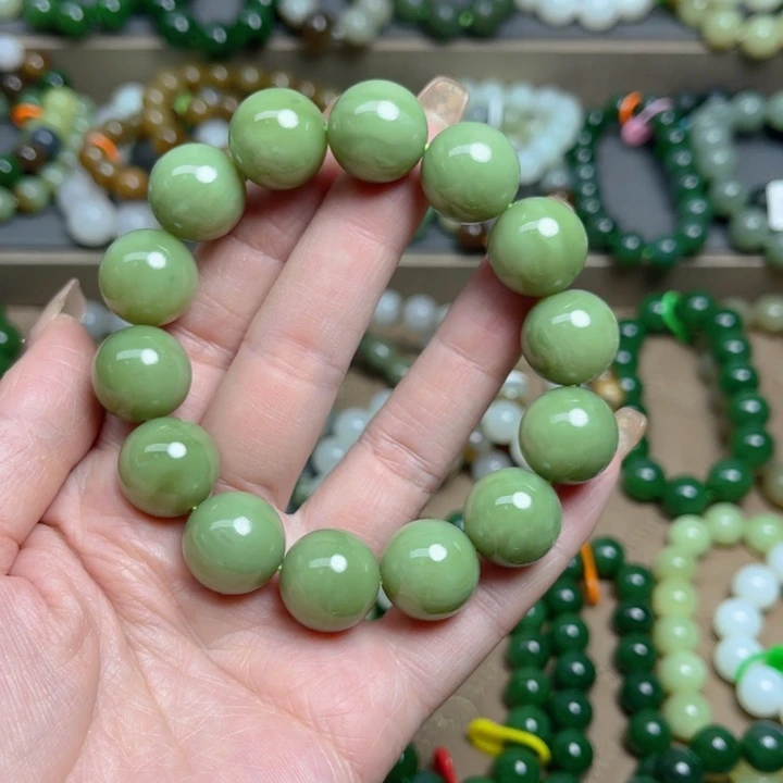 和田玉手链未镶嵌