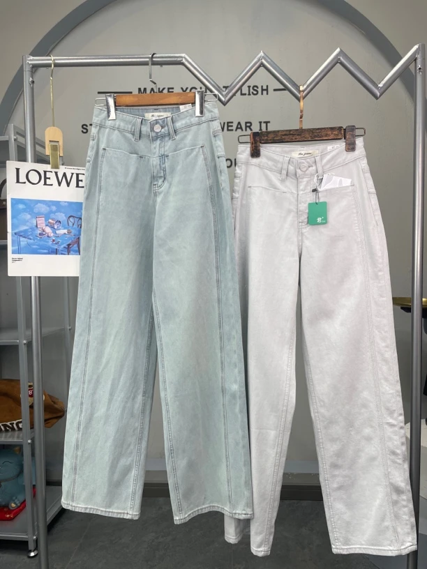 君家双色设计纯色牛仔裤