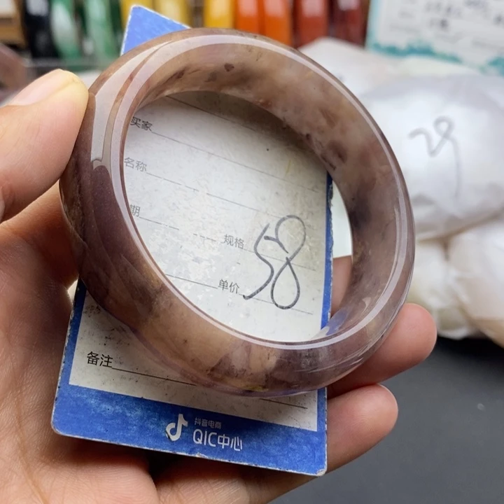 未镶嵌手镯石英质玉