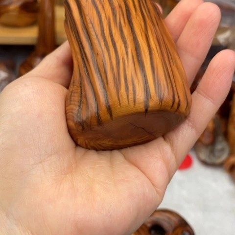 【闪购商品】柏木（崖柏）小*正宗太行虎皮纹理把件