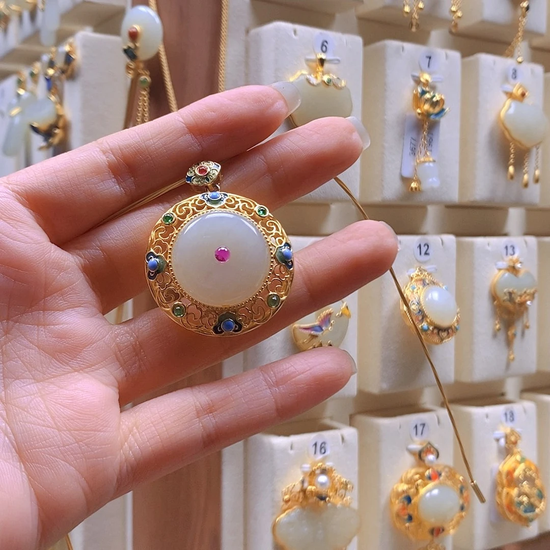 和田玉银S925镶嵌颈饰