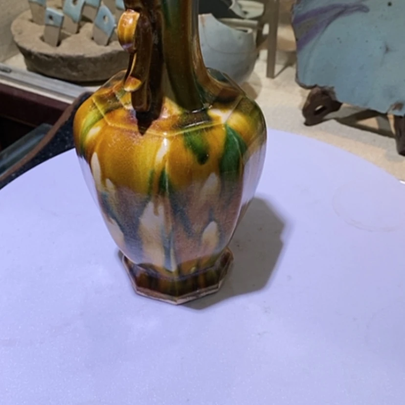 【闪购商品】小**࿐三彩瓶子品像精美