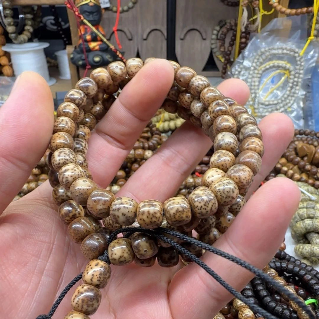 爱***子吊坠星月菩提9*8陈籽虎皮