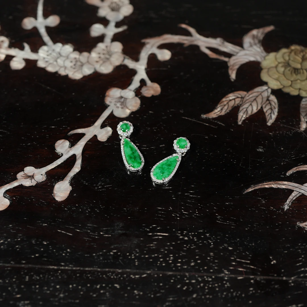 1.12香港王老板-翡翠镶嵌吊坠多样性发一4y108