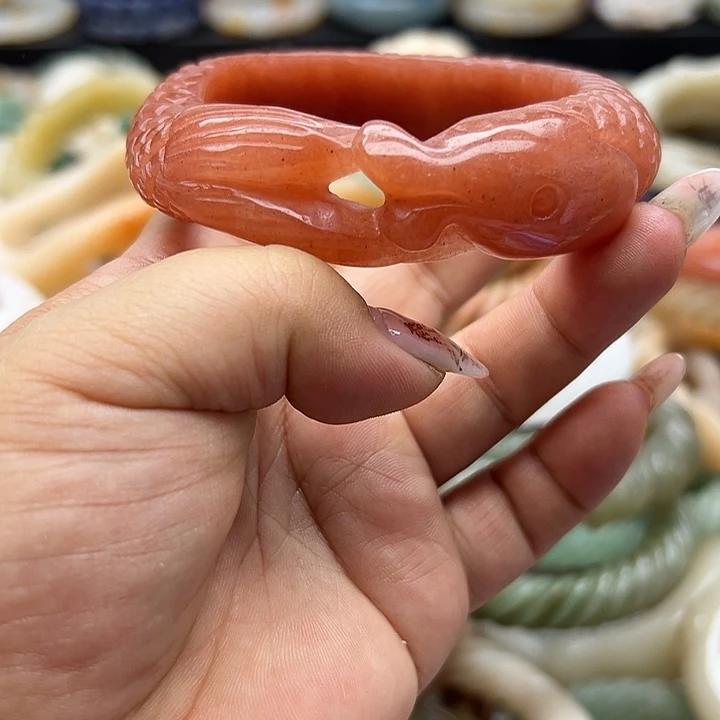 未镶嵌手镯石英岩玉?*K