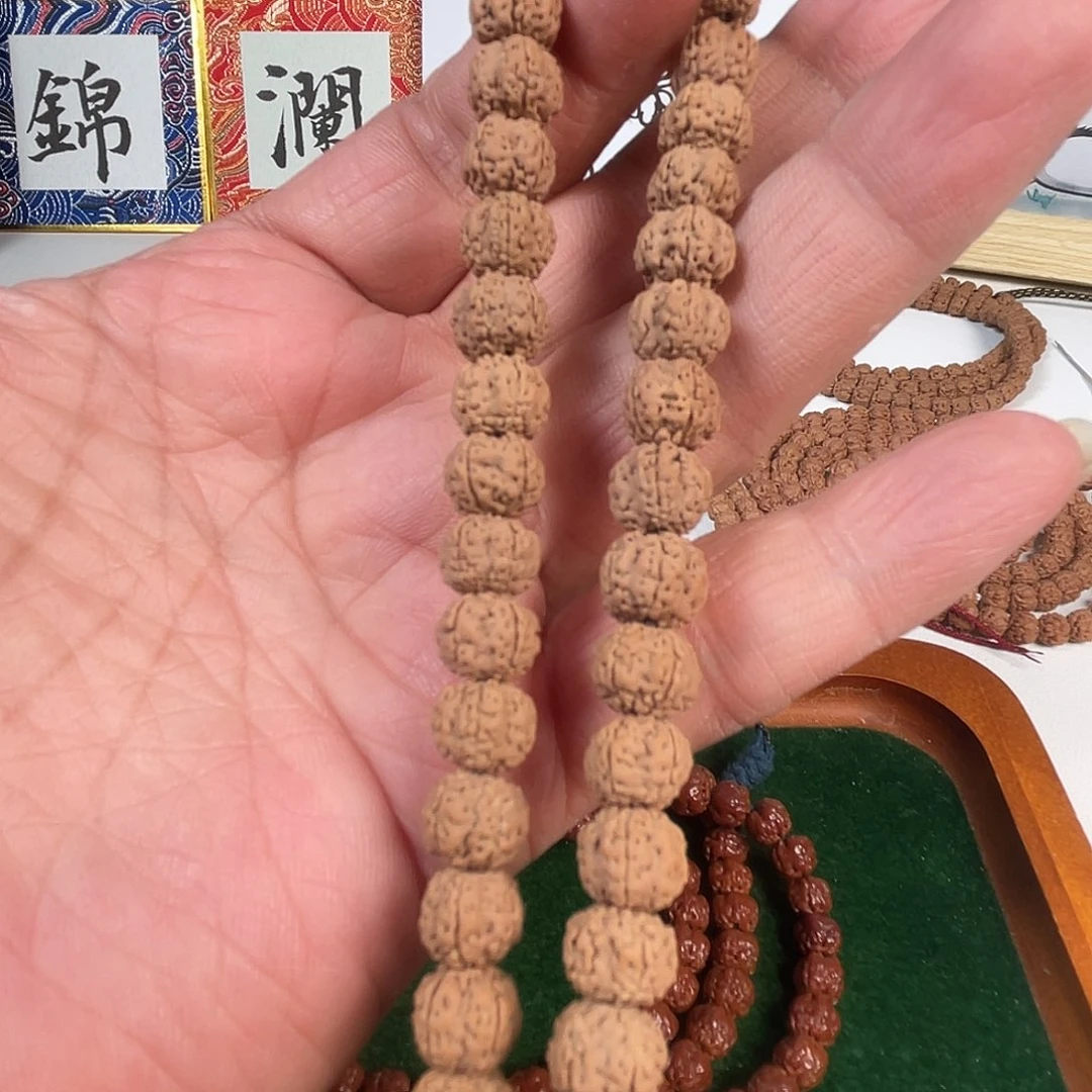 梅花花王尺寸9.5左右，福利品