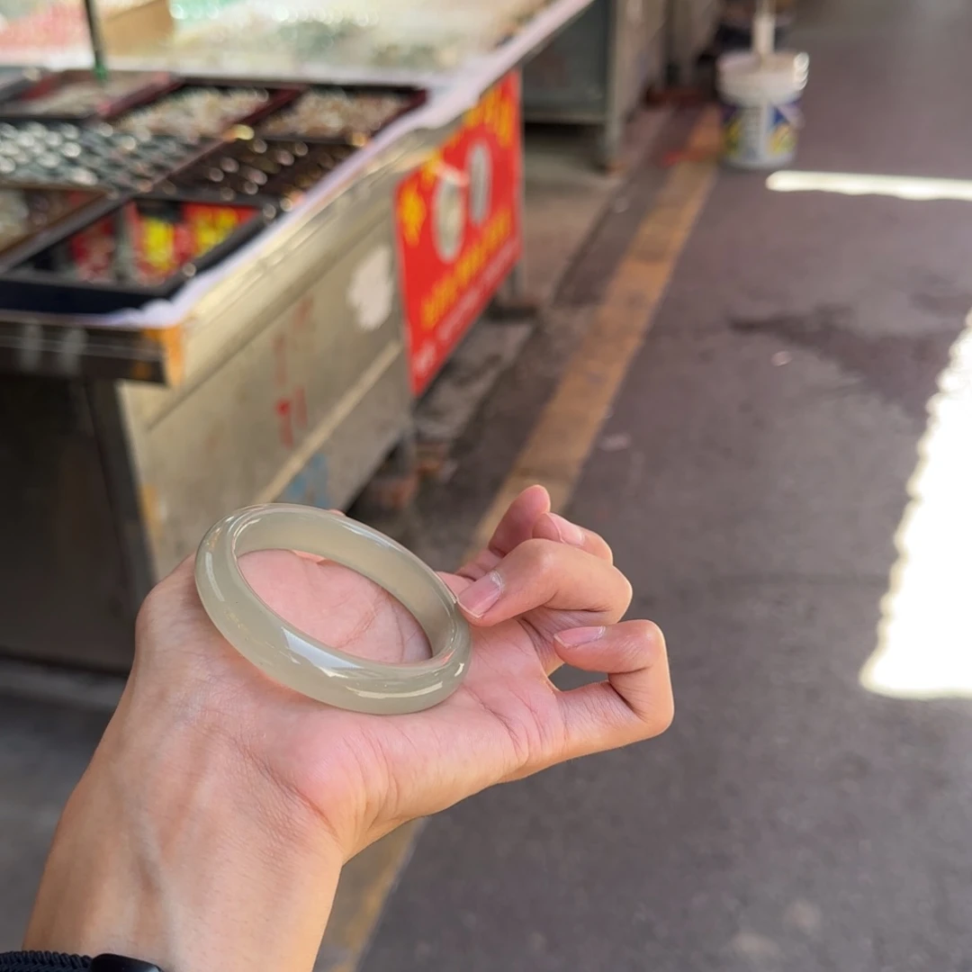 未镶嵌手镯东陵石