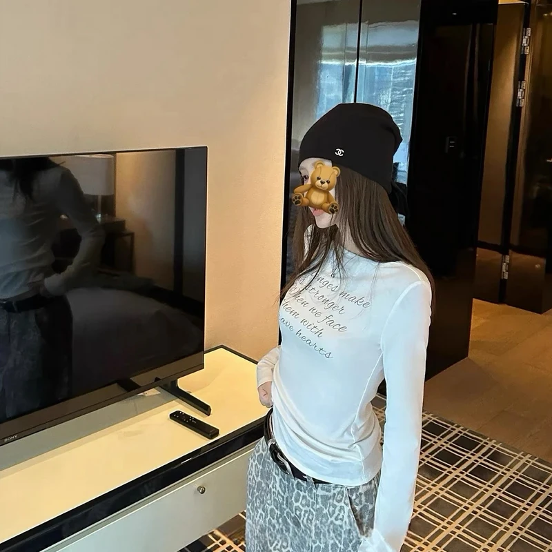 网红时尚炸街内搭女装字母印花斜领长袖T恤秋季修身显瘦打底上衣