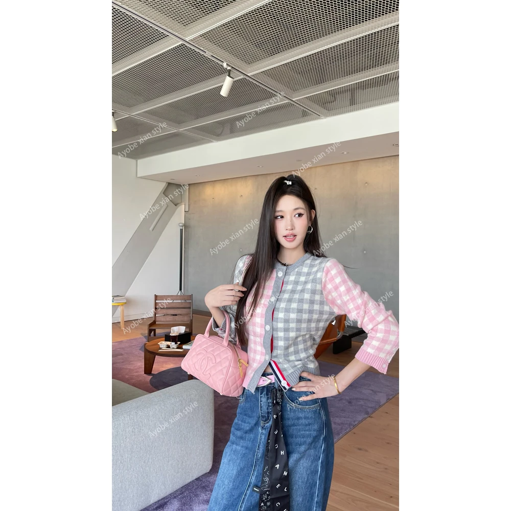 【AYOBE】小贤  早秋羊毛小众复古时尚撞色格纹开衫