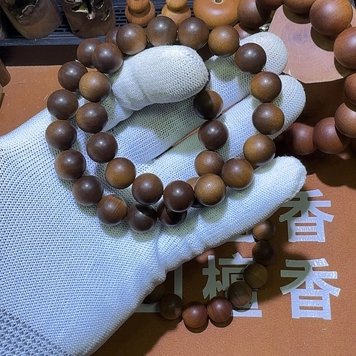 檀香木百年土埋料1.2×17颗横纹沉水