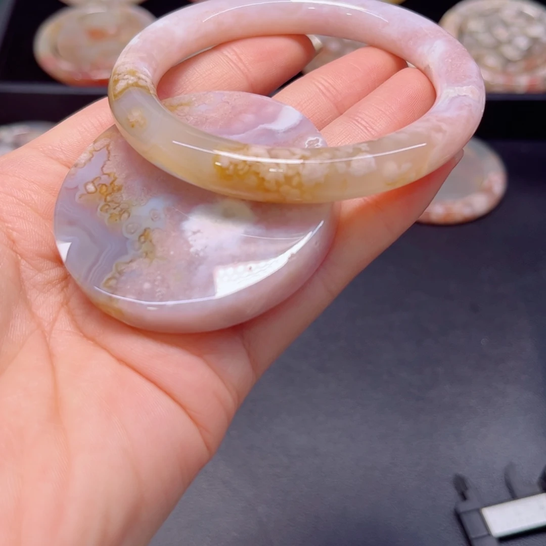 玛瑙/玉髓未镶嵌手镯58