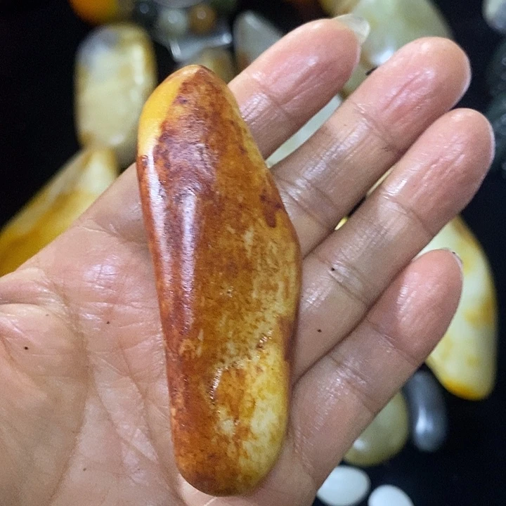 和田玉（糖玉）未镶嵌挂件
