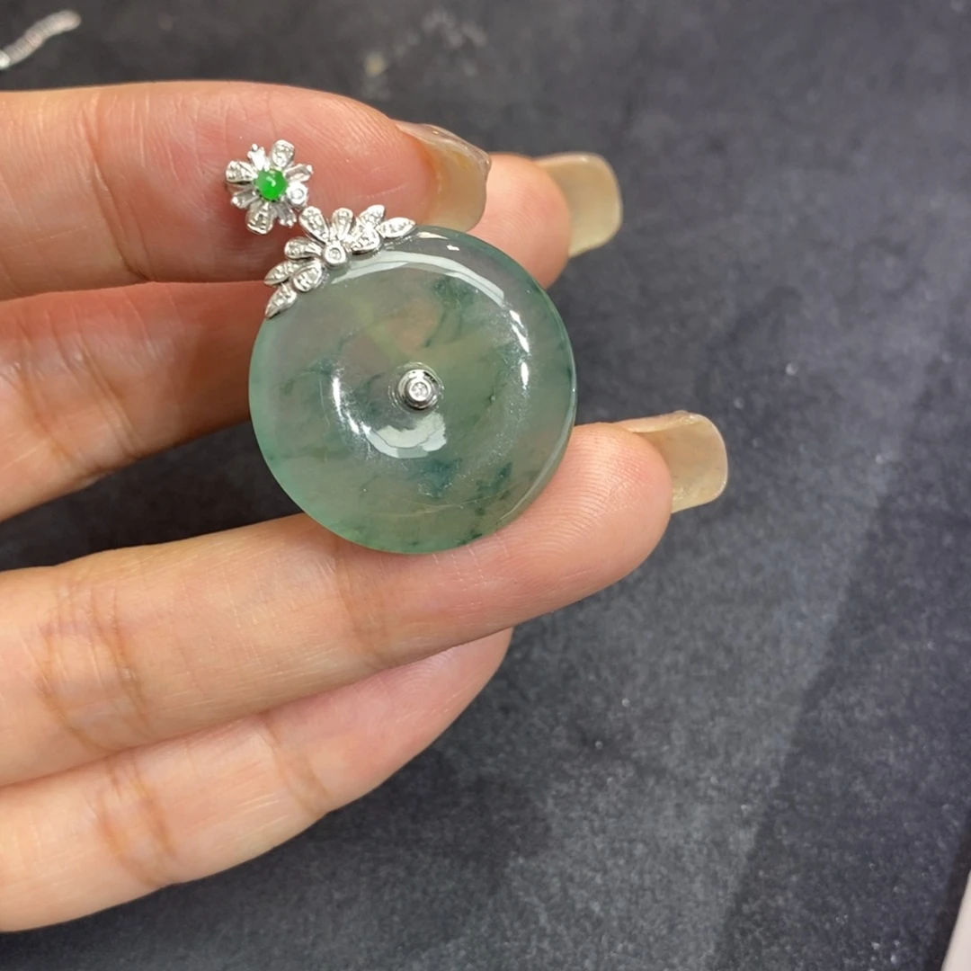 翡翠吊坠(不含链)18K金镶嵌吊坠