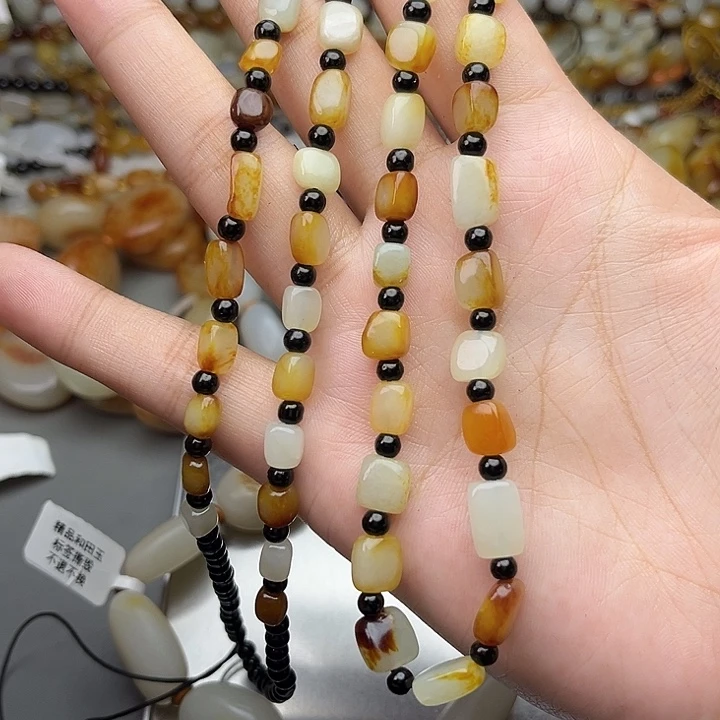 和田玉（糖玉）未镶嵌手链