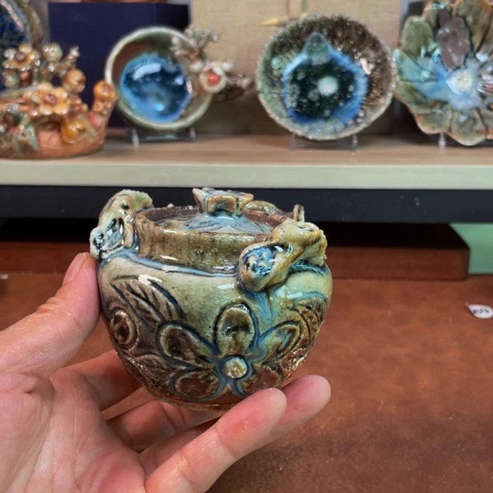 瓷片我们的确是一个很＇