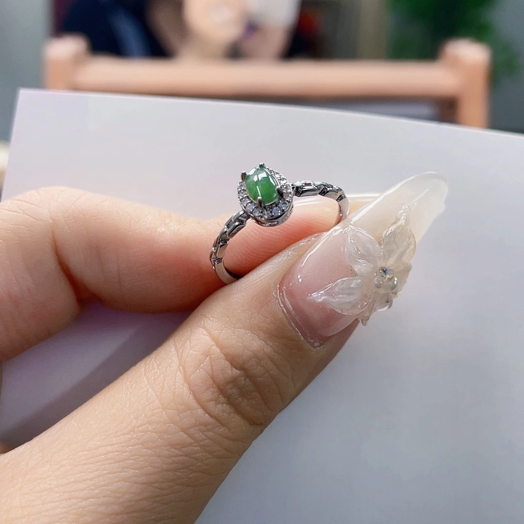 翡翠未镶嵌颈饰天然翡翠Ａ货