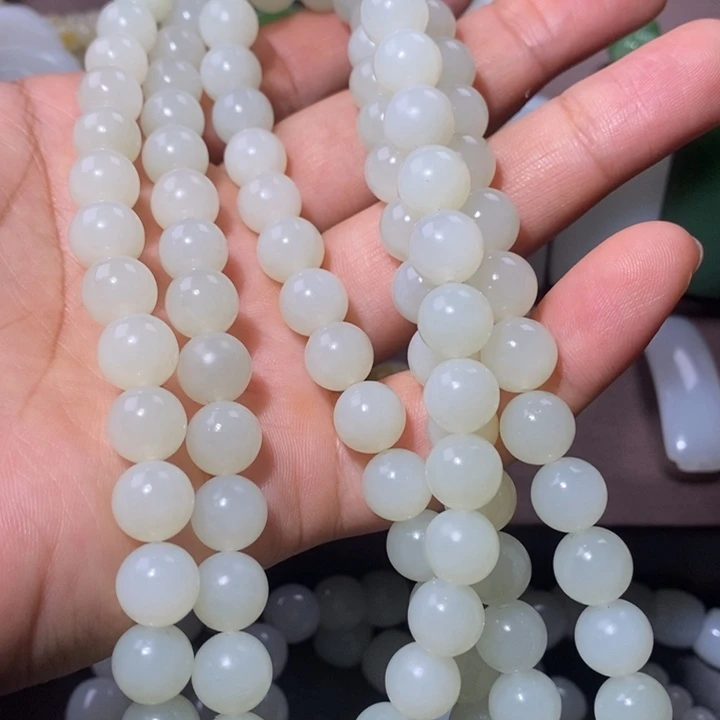 和田玉未镶嵌项链