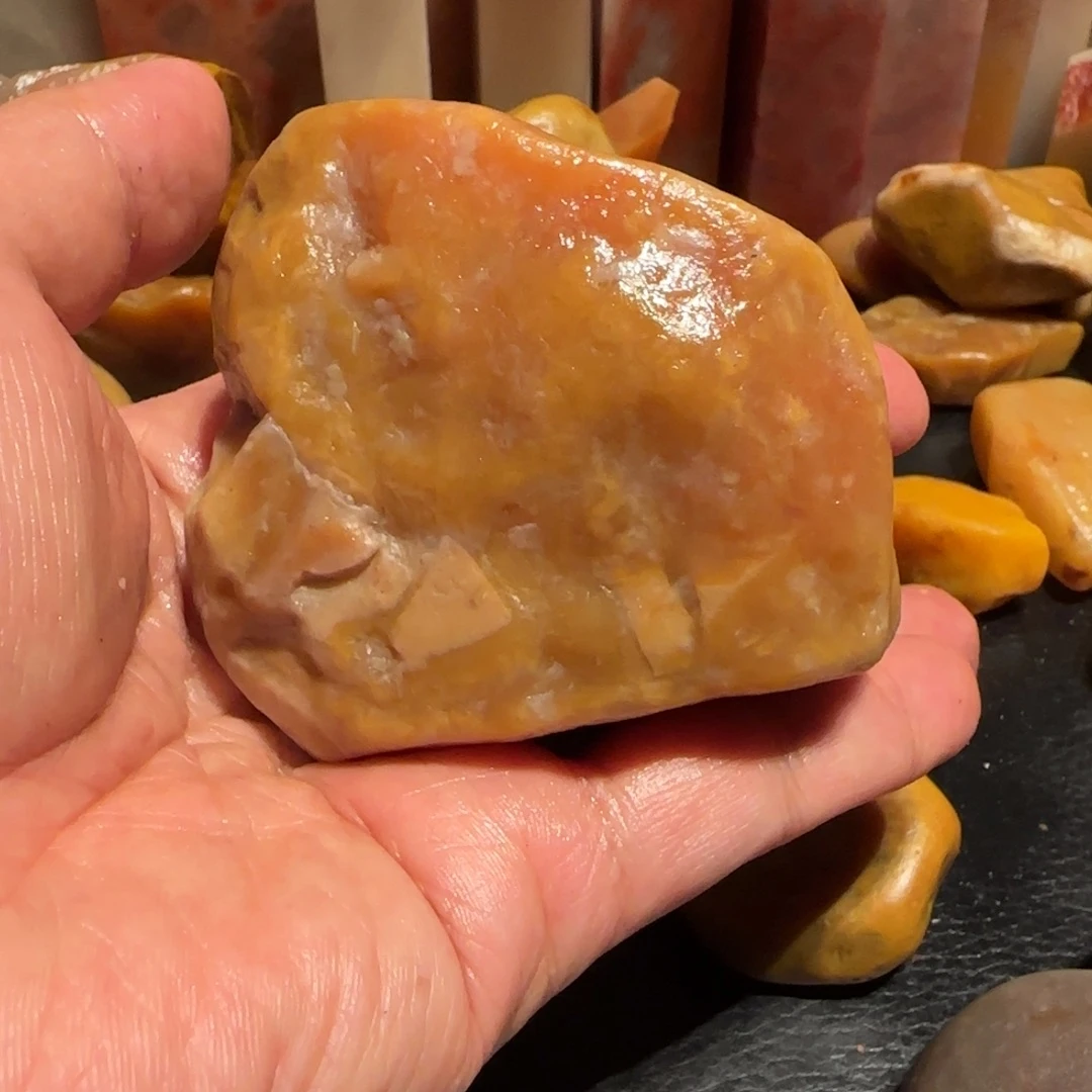 老挝石田黄．．．．．．．